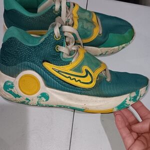 Kids Teal and Yellow Athletic Shoes